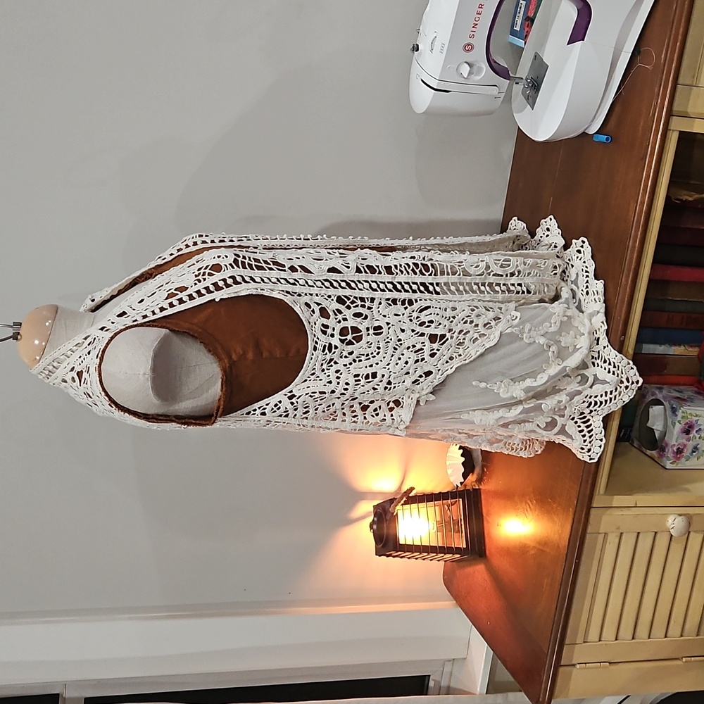 White Lace Cardigan - Picture 4 of 5